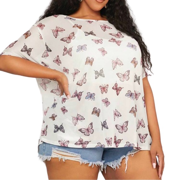 🌻
 PLUS Butterfly Top 🦋 - Picture 3 of 3